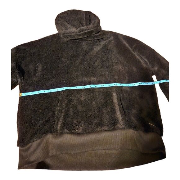 Mondetta Medium Turtle Neck Long Sleeve Black Pullover Sweater - Picture 9 of 11